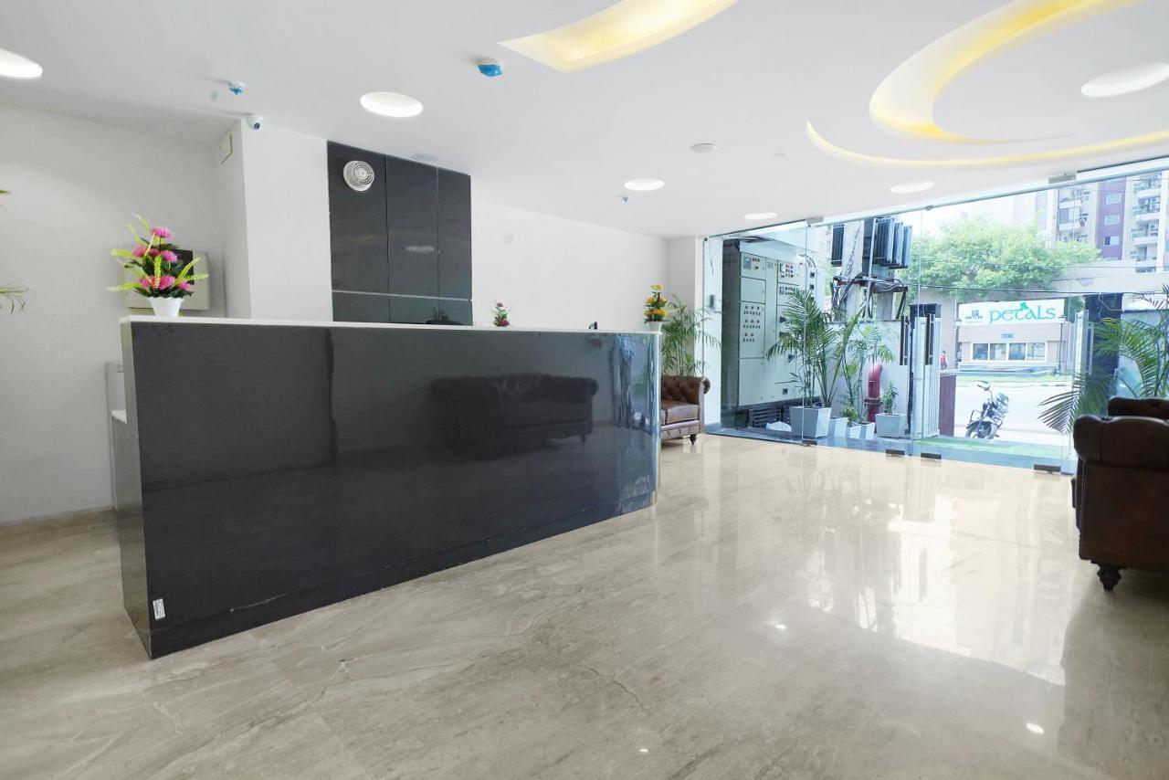 Hotel Octave Orchid Vista Gurgaon Exterior foto